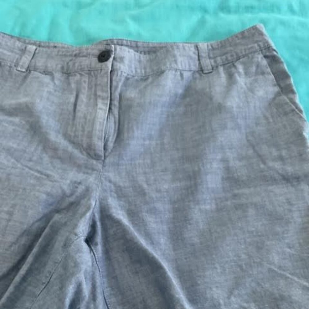 Weekend talbots Shorts Size 14